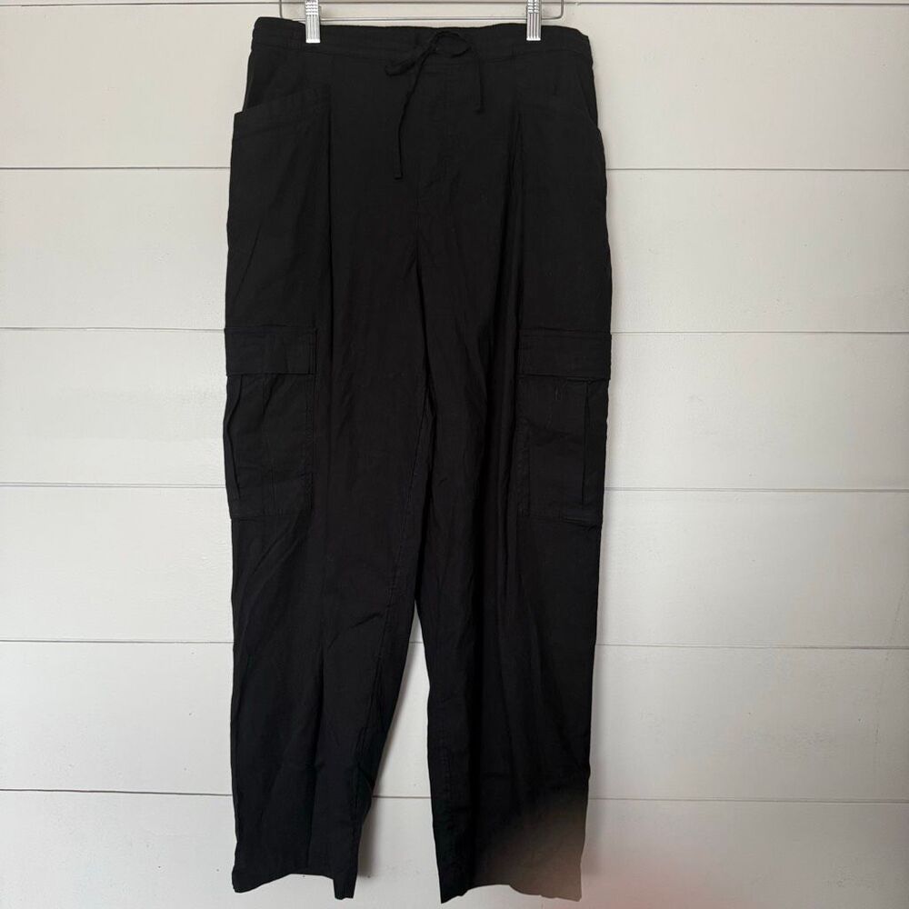 Athleta Women’s Medium Straight Cargo Paradise Pants Athleisure